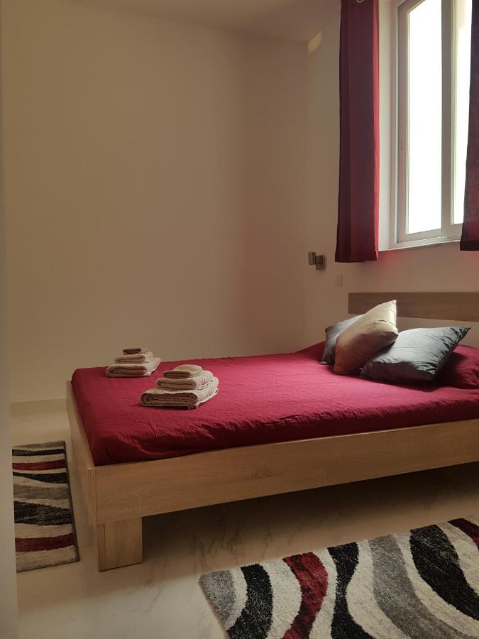 Ac1- Prime Location 3 Bedroom Apt In St.Julian'S San Ġiljan Buitenkant foto
